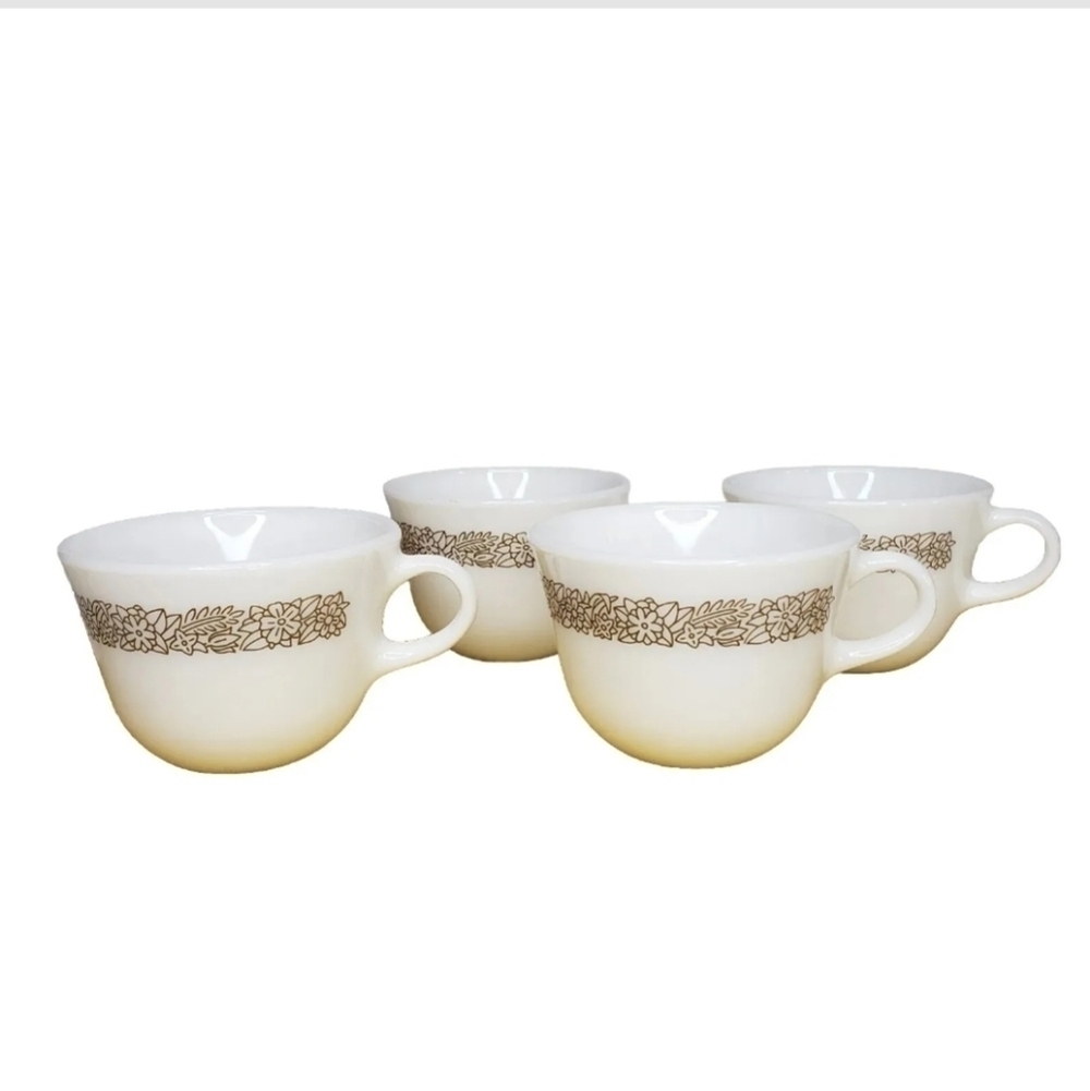 Corning Woodland Print Tea Coffee Cups Cottagecore Grannycore Vintage 1970s